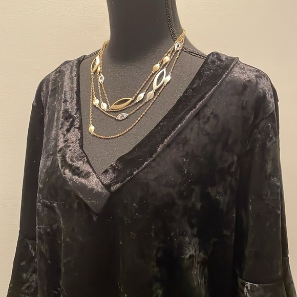 Como Blu Top Women Size XL Black Velvet Dressy Trumpet Sleeves Goth Bohemian - Picture 2 of 15